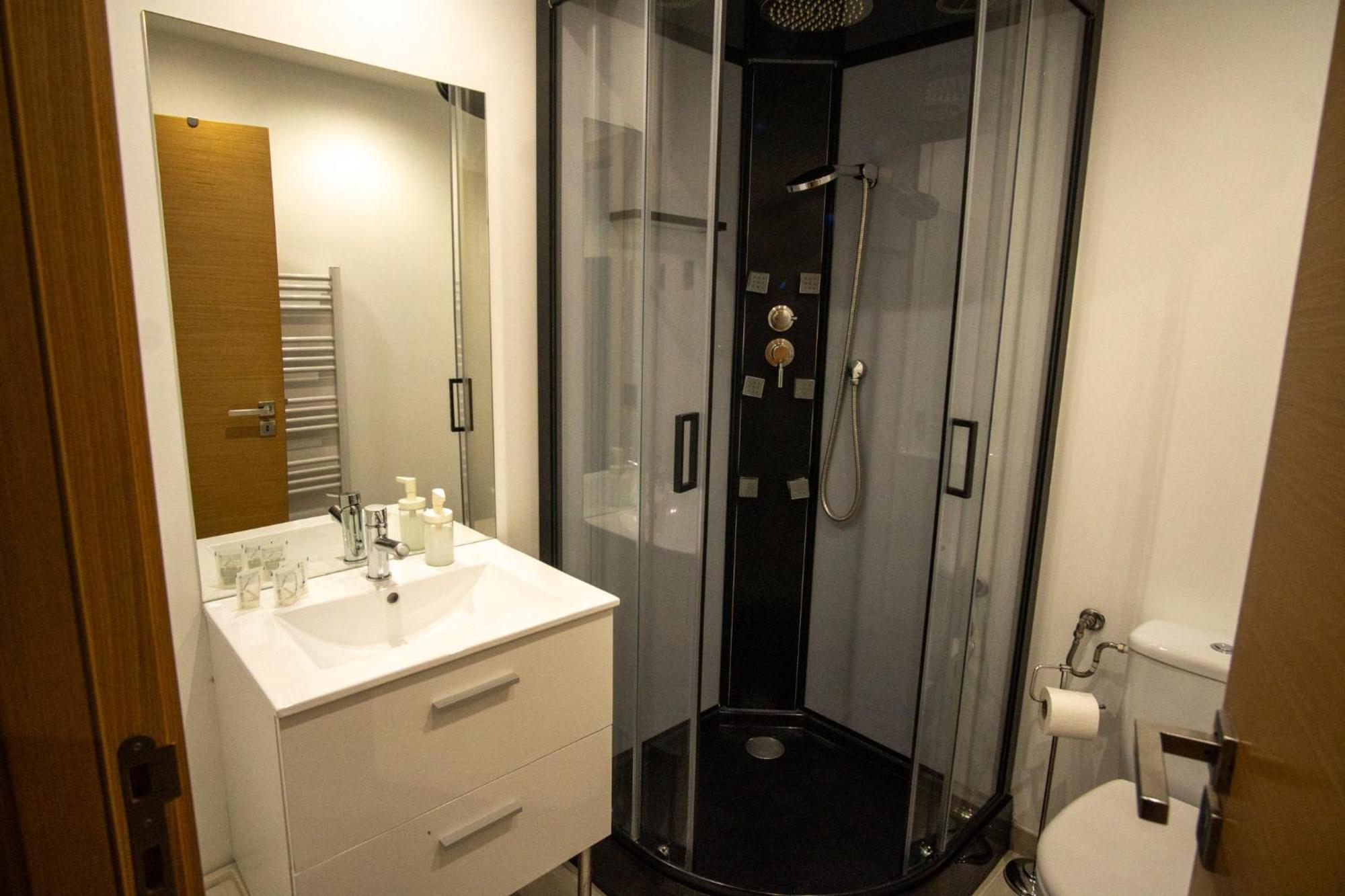 Appartement 1-4 Pers - Proche Paris, Cdg, Grand Paris Arena - A L'Ombre Du Pin "5" Le Pin  Eksteriør bilde